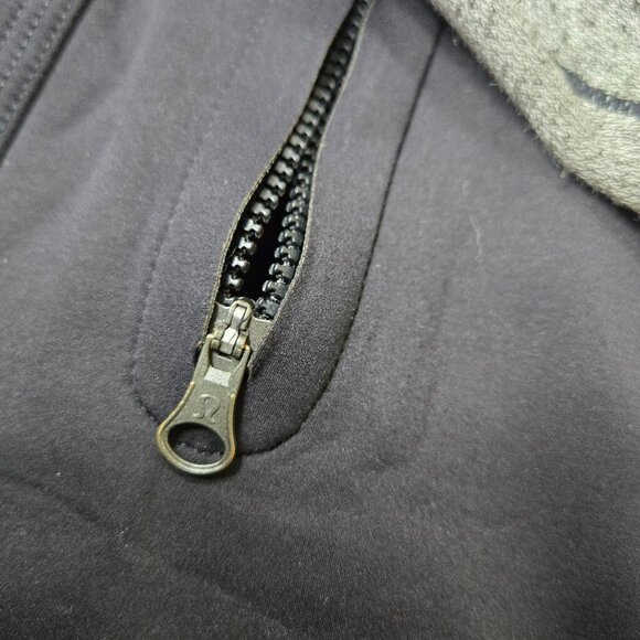Lululemon Jacket Womens Size 4 Black Gray Baseball Stitching Var-City Bomber - Picture 5 of 7